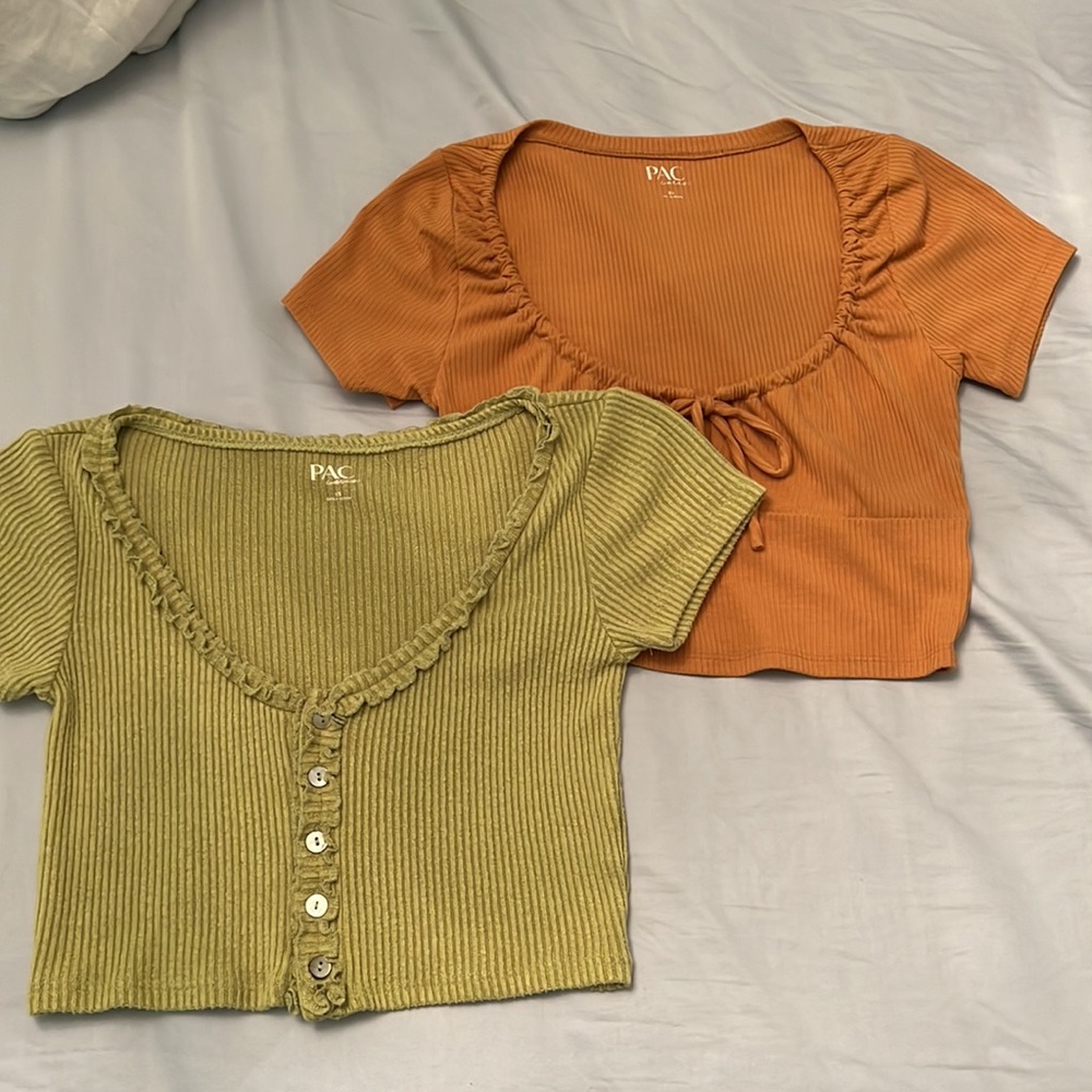 2 Brand New PacSun Cropped Tops💚🤎
